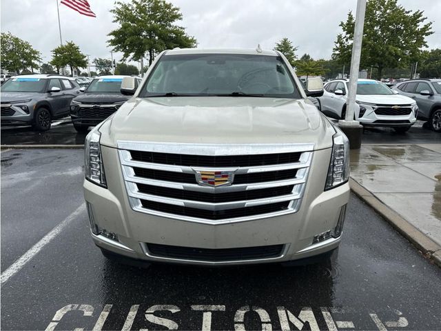 2016 Cadillac Escalade Luxury Collection