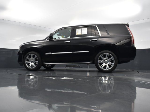 2016 Cadillac Escalade Luxury Collection