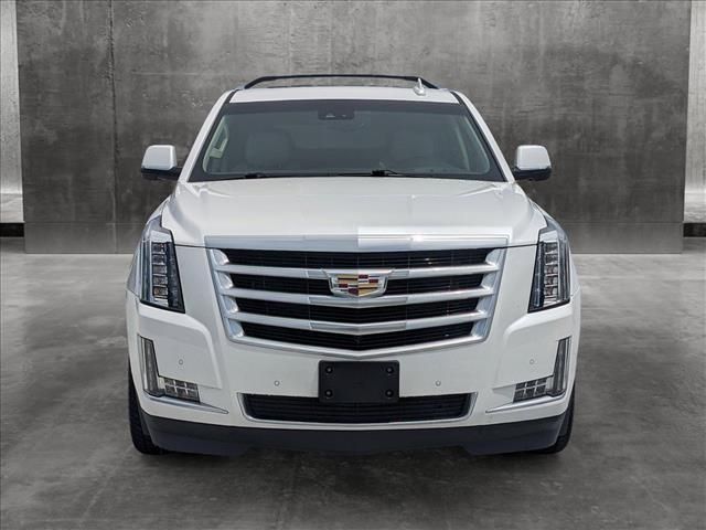 2016 Cadillac Escalade Luxury Collection