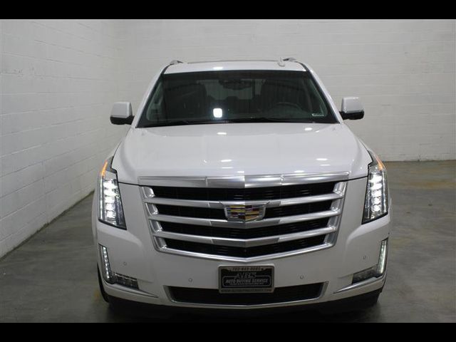 2016 Cadillac Escalade Luxury Collection