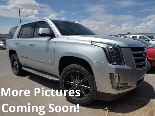 2016 Cadillac Escalade Luxury Collection