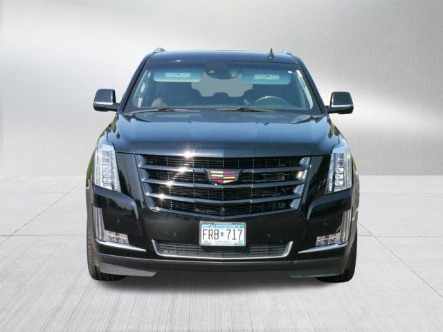 2016 Cadillac Escalade Luxury Collection