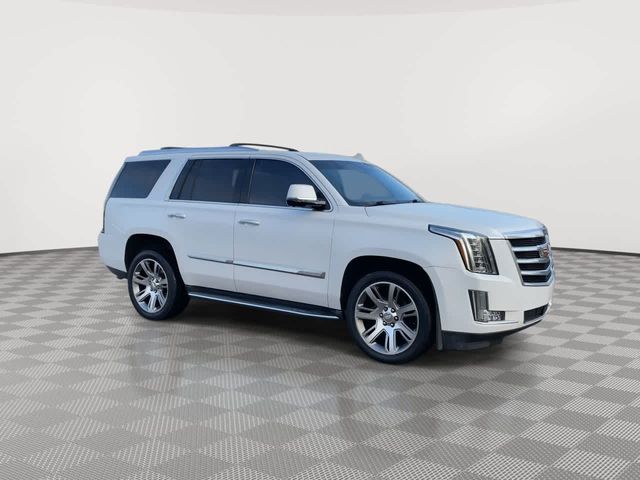 2016 Cadillac Escalade Luxury Collection