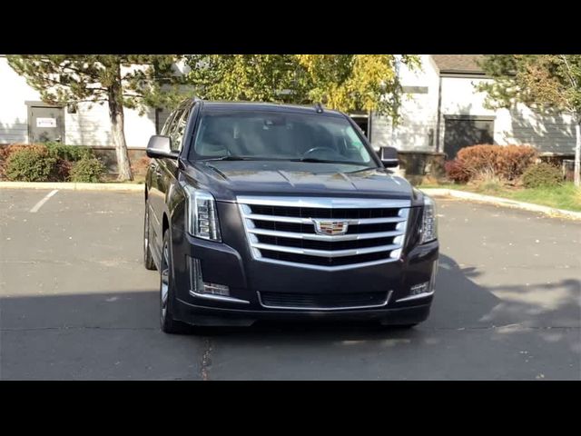 2016 Cadillac Escalade Luxury Collection