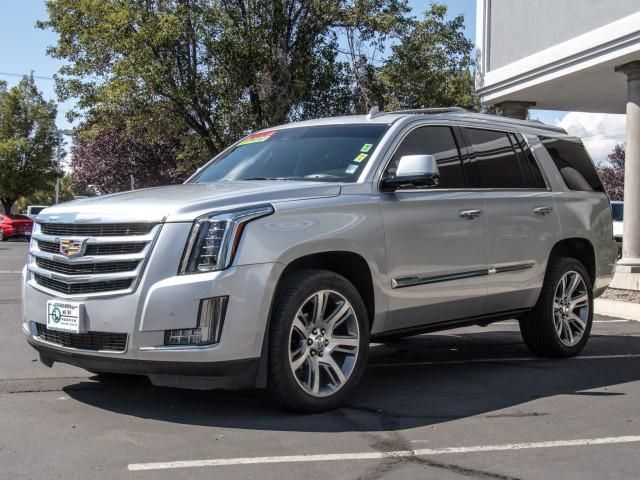 2016 Cadillac Escalade Luxury Collection