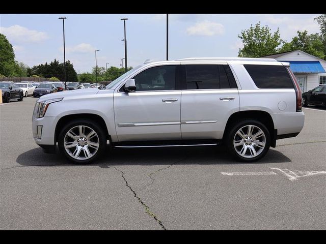 2016 Cadillac Escalade Luxury Collection