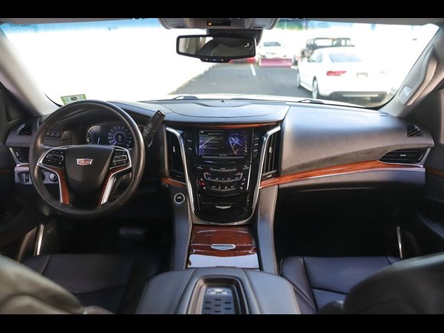 2016 Cadillac Escalade Luxury Collection