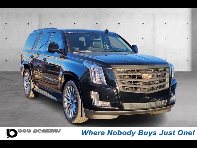 2016 Cadillac Escalade Luxury Collection