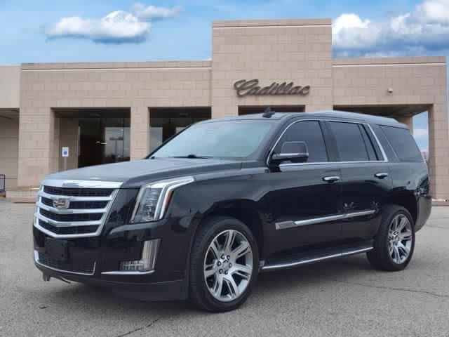 2016 Cadillac Escalade Luxury Collection