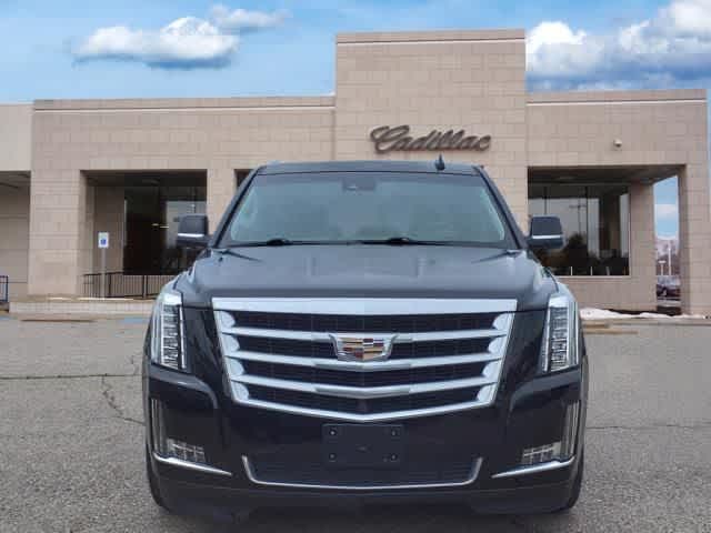 2016 Cadillac Escalade Luxury Collection