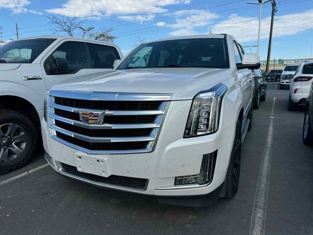 2016 Cadillac Escalade Luxury Collection