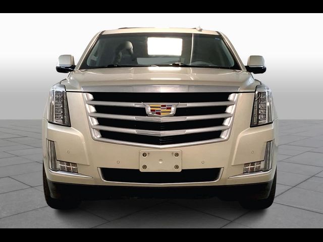 2016 Cadillac Escalade Luxury Collection