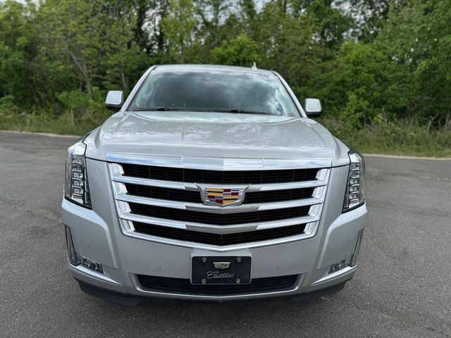 2016 Cadillac Escalade Luxury Collection
