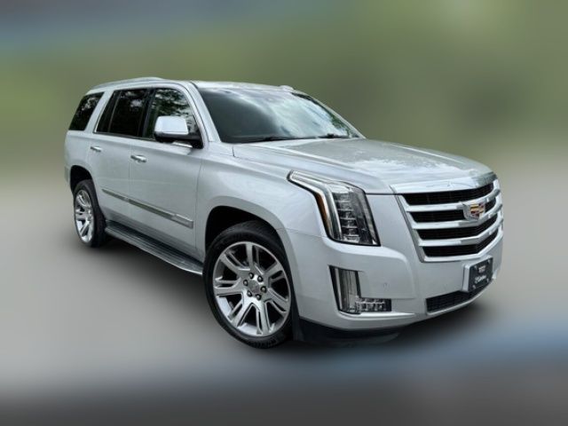 2016 Cadillac Escalade Luxury Collection