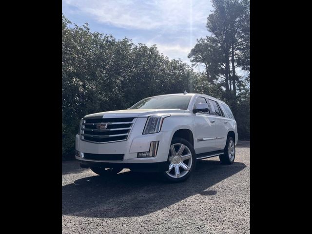 2016 Cadillac Escalade Luxury Collection