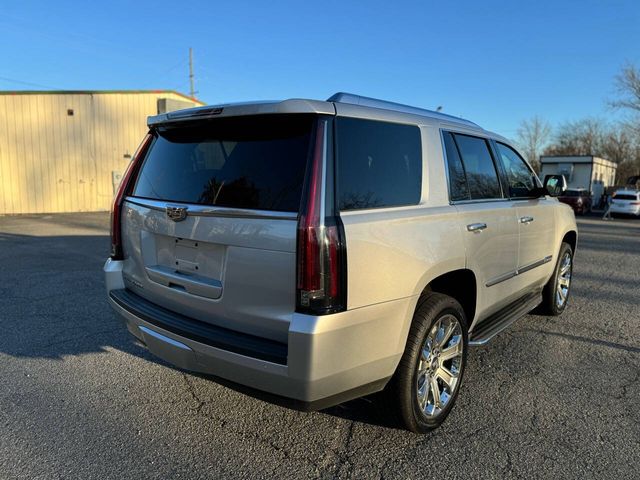 2016 Cadillac Escalade Luxury Collection