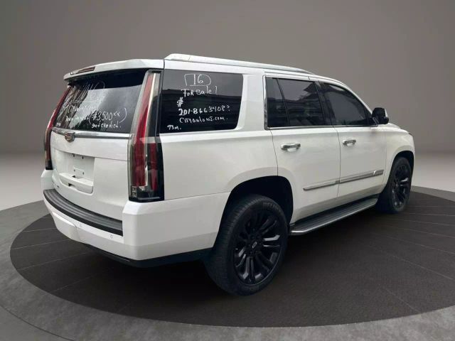 2016 Cadillac Escalade Luxury Collection