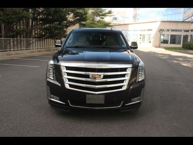 2016 Cadillac Escalade Luxury Collection