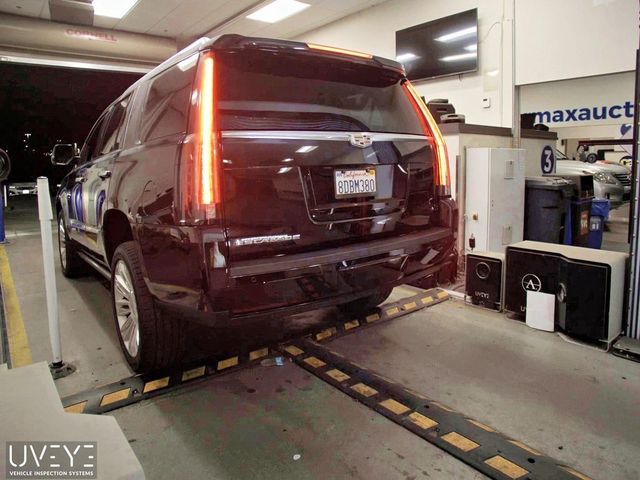 2016 Cadillac Escalade Platinum