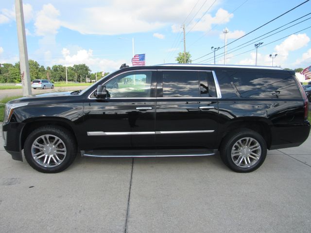 2016 Cadillac Escalade ESV Standard