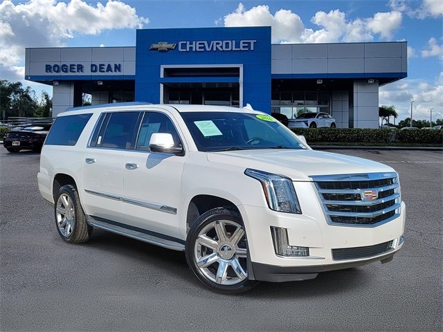 2016 Cadillac Escalade ESV Luxury Collection