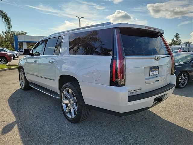 2016 Cadillac Escalade ESV Luxury Collection