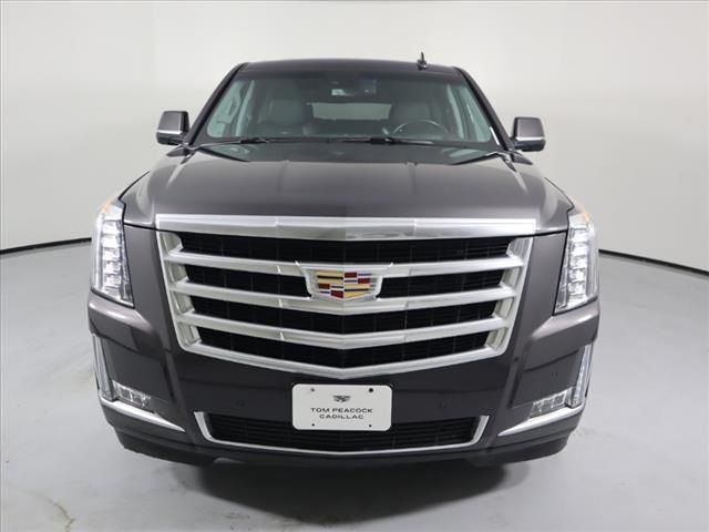 2016 Cadillac Escalade ESV Luxury Collection