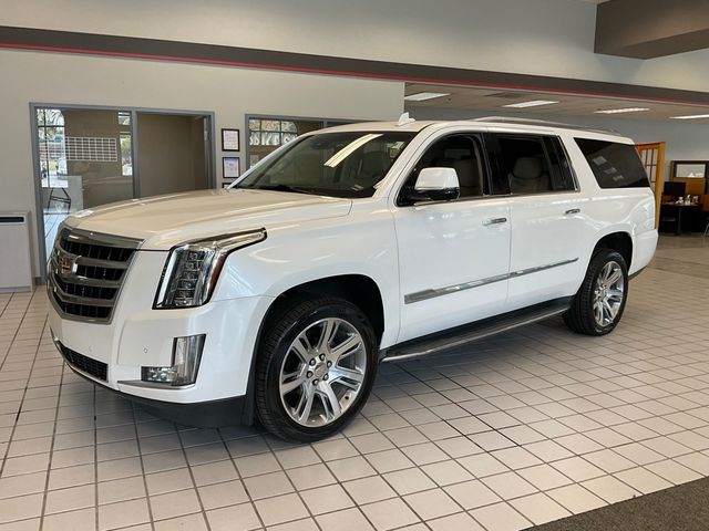 2016 Cadillac Escalade ESV Luxury Collection