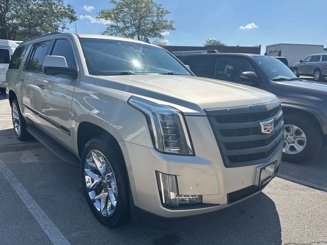 2016 Cadillac Escalade ESV Luxury Collection