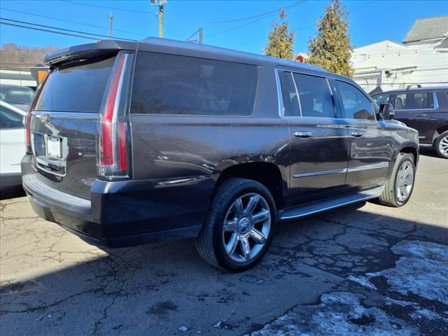 2016 Cadillac Escalade ESV Luxury Collection