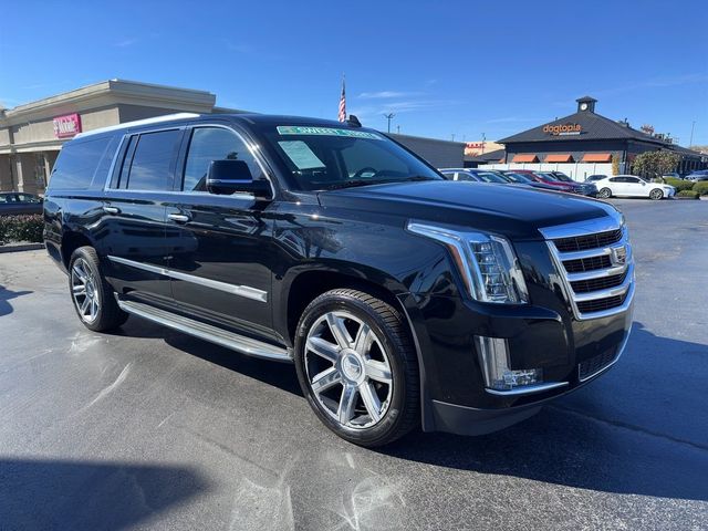 2016 Cadillac Escalade ESV Luxury Collection