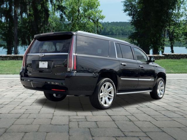 2016 Cadillac Escalade ESV Luxury Collection