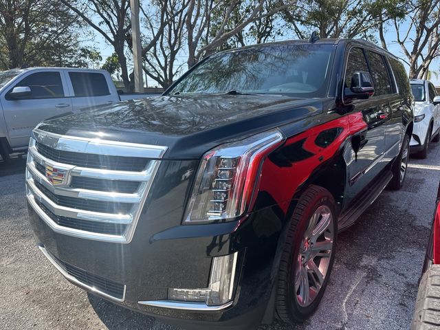 2016 Cadillac Escalade ESV Luxury Collection