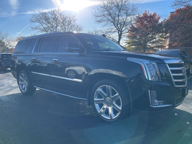 2016 Cadillac Escalade ESV Luxury Collection