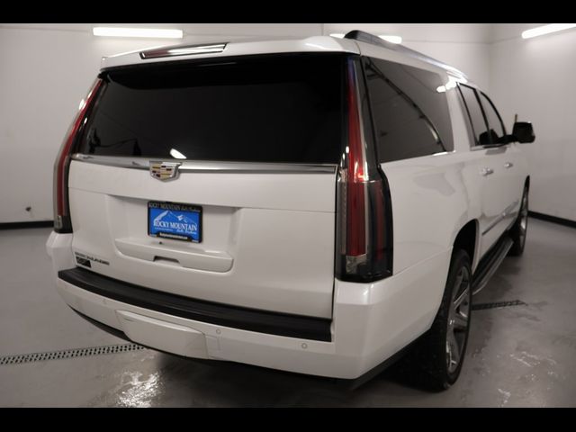 2016 Cadillac Escalade ESV Luxury Collection