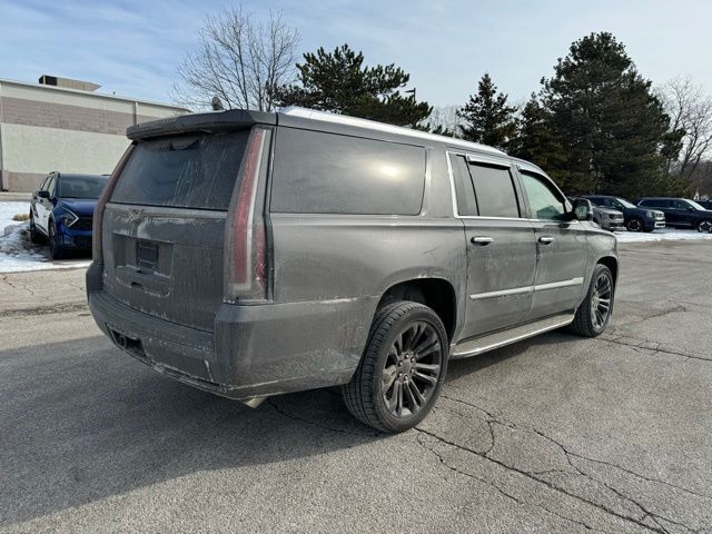 2016 Cadillac Escalade ESV Luxury Collection