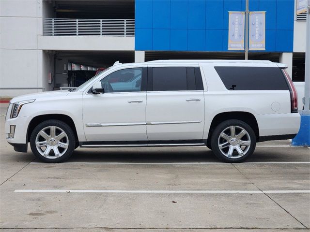 2016 Cadillac Escalade ESV Luxury Collection