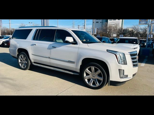 2016 Cadillac Escalade ESV Luxury Collection