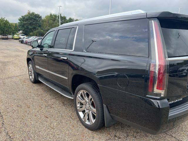 2016 Cadillac Escalade ESV Luxury Collection