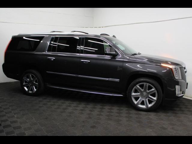 2016 Cadillac Escalade ESV Luxury Collection