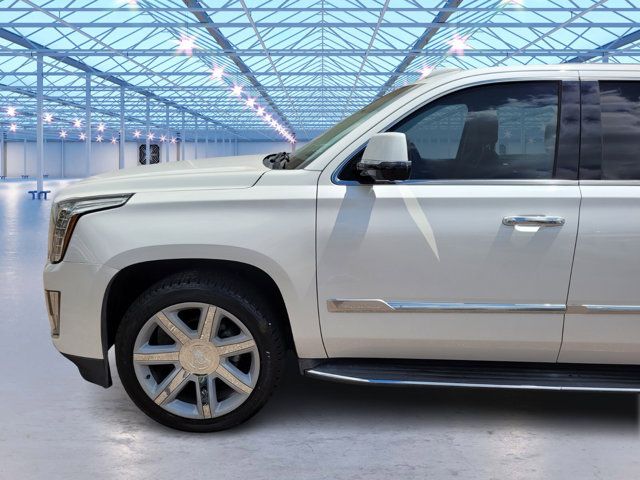 2016 Cadillac Escalade ESV Luxury Collection