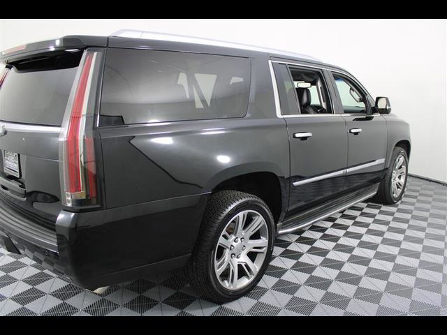 2016 Cadillac Escalade ESV Luxury Collection