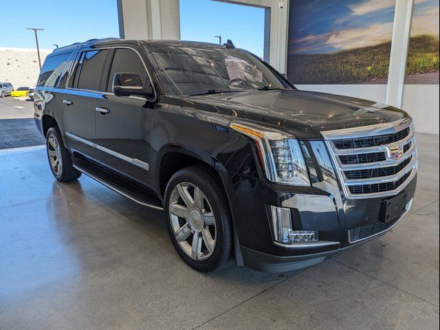 2016 Cadillac Escalade ESV Luxury Collection