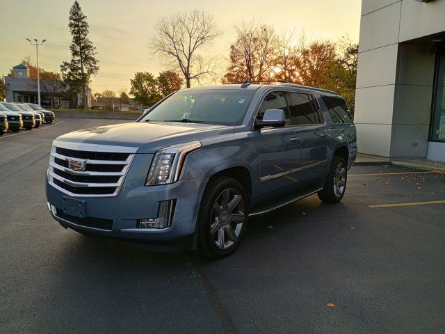 2016 Cadillac Escalade ESV Luxury Collection