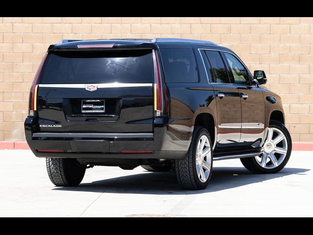 2016 Cadillac Escalade ESV Luxury Collection