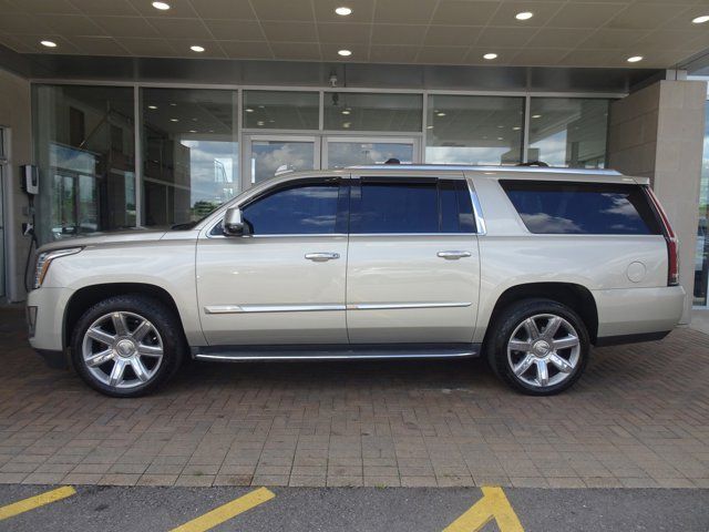 2016 Cadillac Escalade ESV Luxury Collection