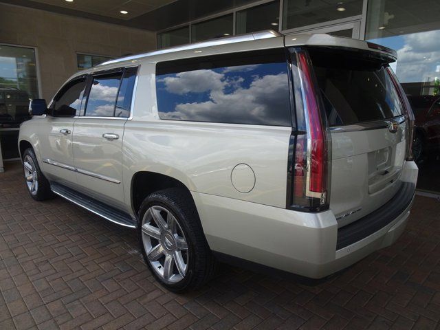 2016 Cadillac Escalade ESV Luxury Collection