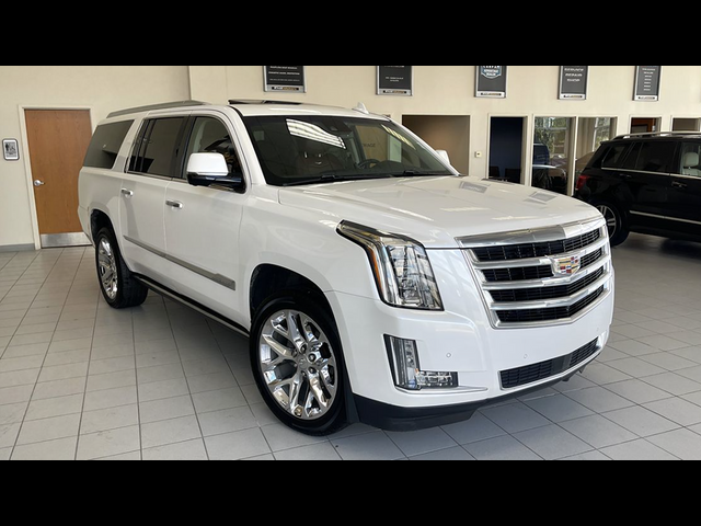 2016 Cadillac Escalade ESV Luxury Collection