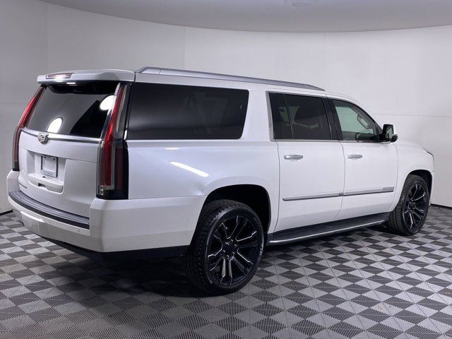 2016 Cadillac Escalade ESV Luxury Collection