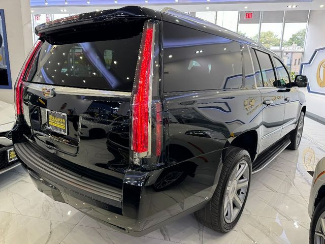 2016 Cadillac Escalade ESV Luxury Collection